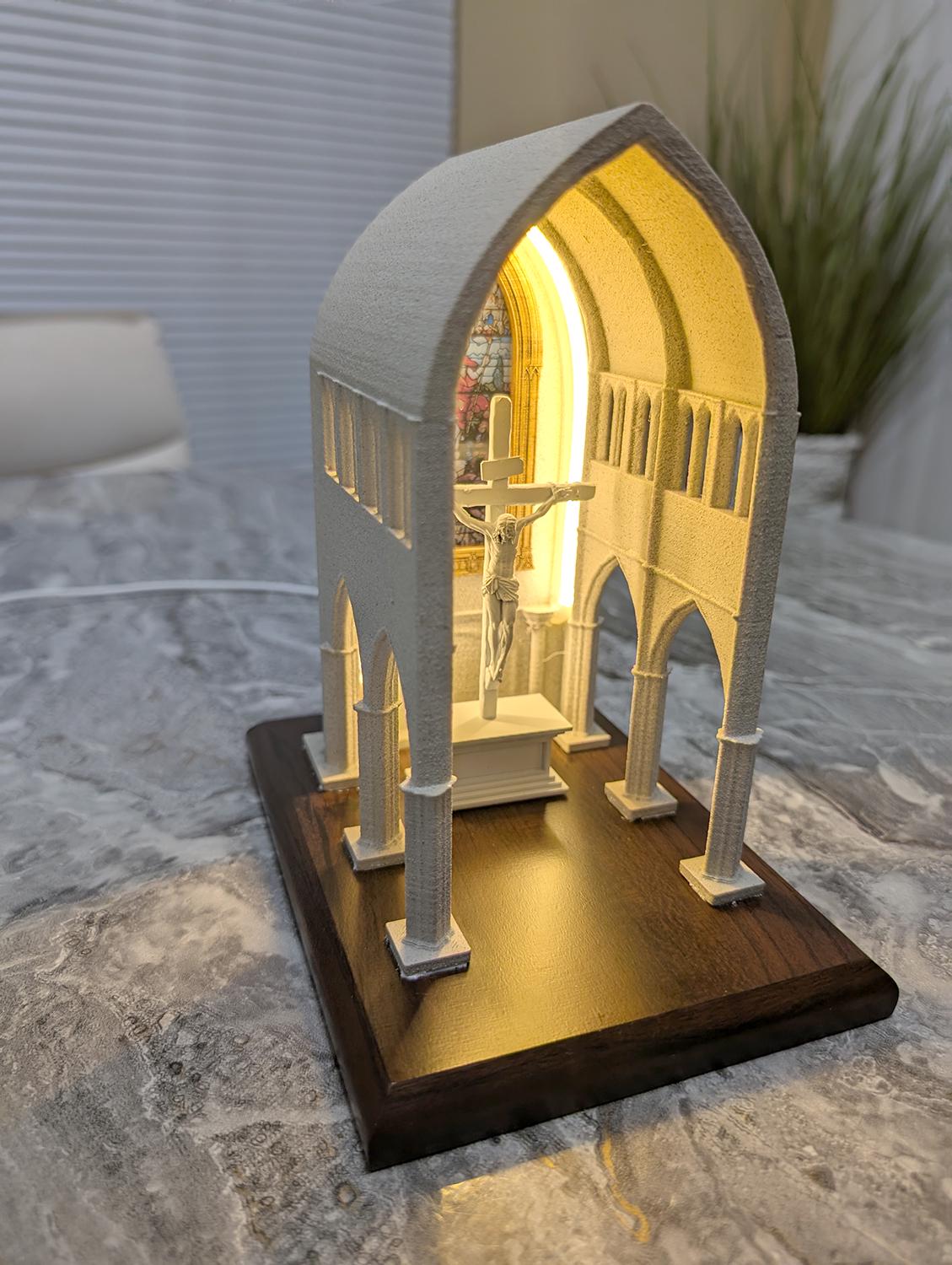 🕊️Mini Church Chapel Lamp – JESUS Crucifix, stained‑glass style