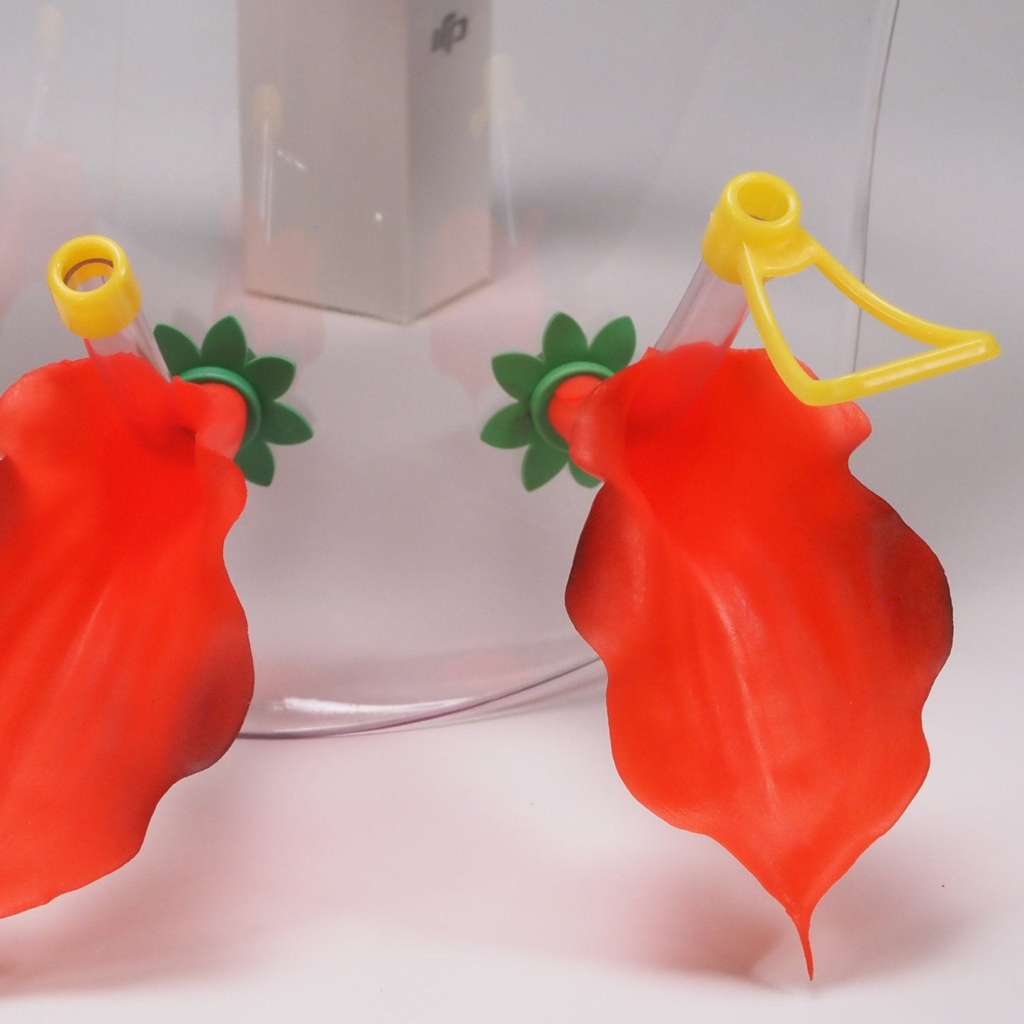 🦜 SHARK TANK SUCCESS: WEARABLE HUMMINGBIRD FEEDER — JUST $65.99 🦜