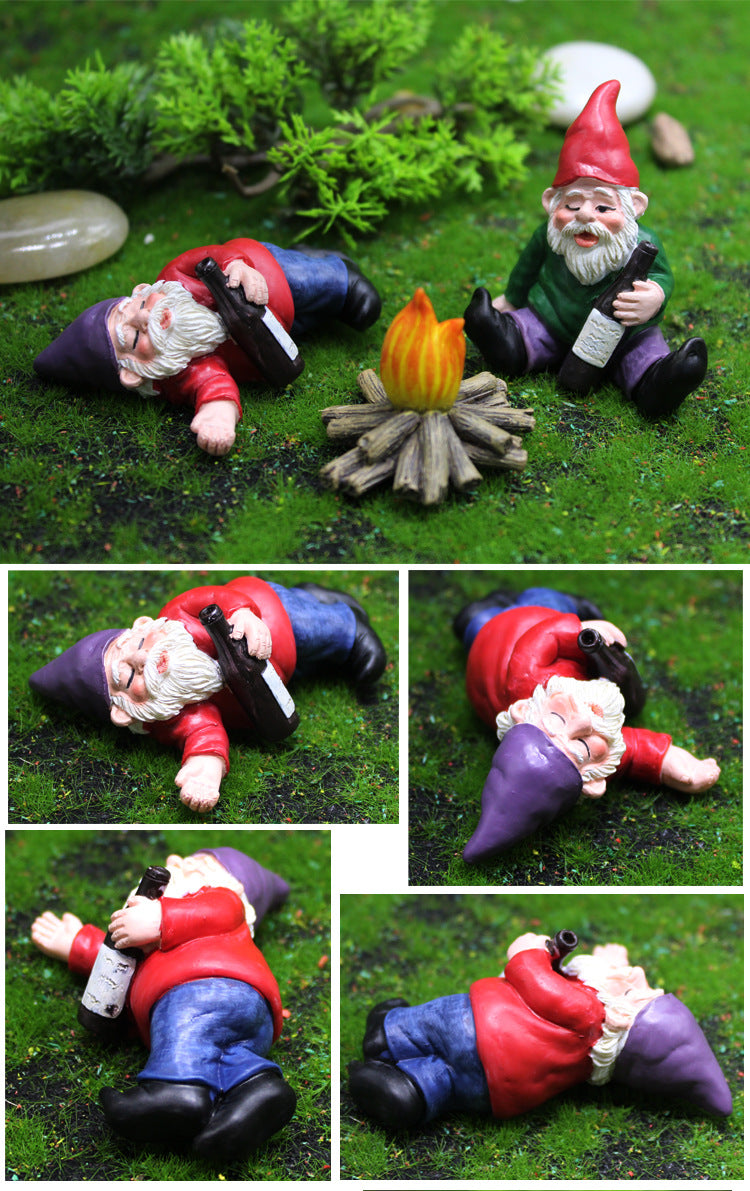 Drunk Garden Gnome Set