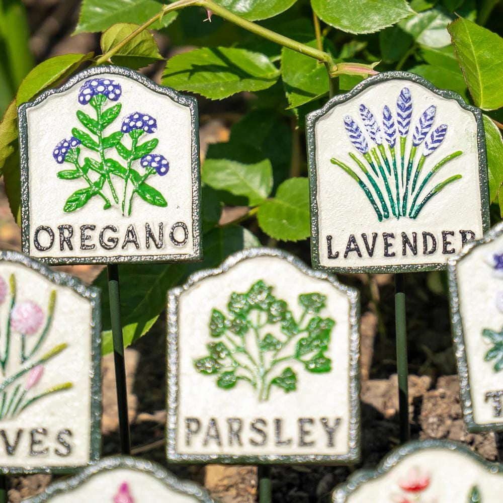 🔥Metal Herb Markers - Cast Iron Hand painted Vegetable / Salad / Flower Labels