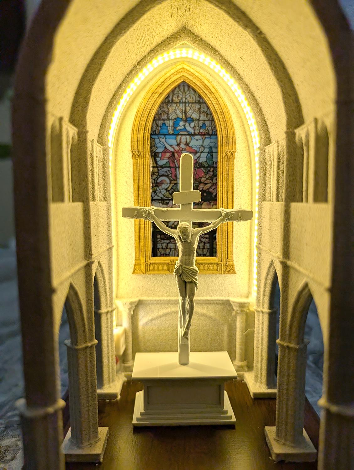 🕊️Mini Church Chapel Lamp – JESUS Crucifix, stained‑glass style
