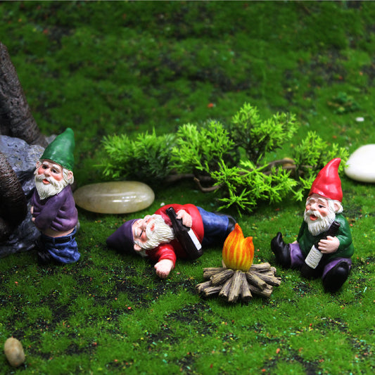 Drunk Garden Gnome Set