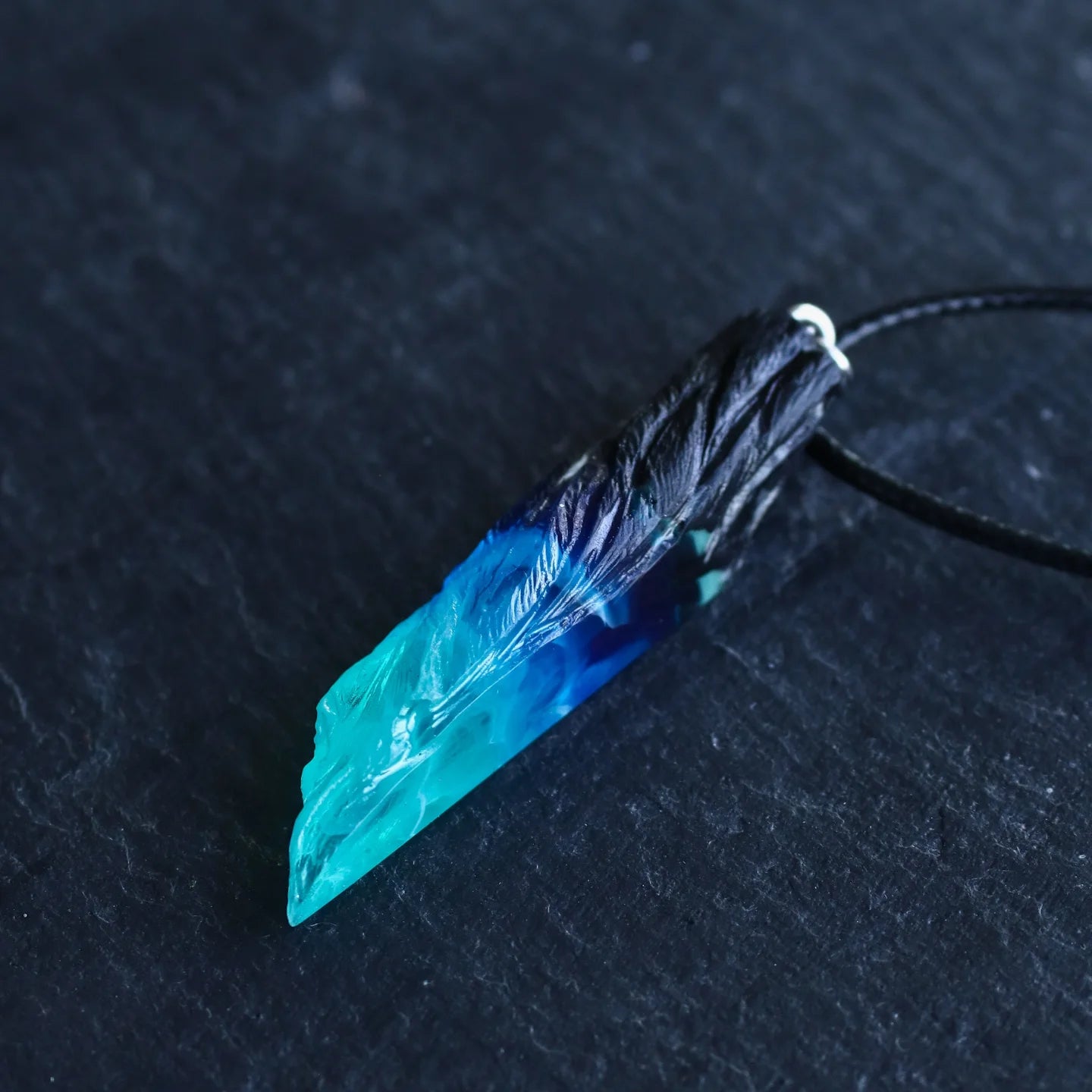 🔥Wood resin pendant Aurora borealis Glow in the dark