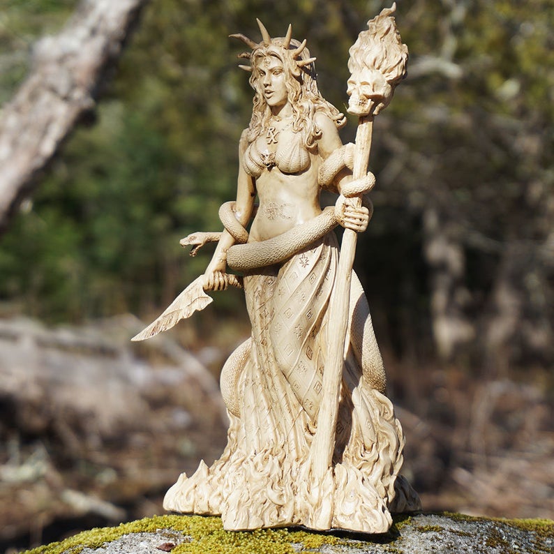 HECATE STATUE
