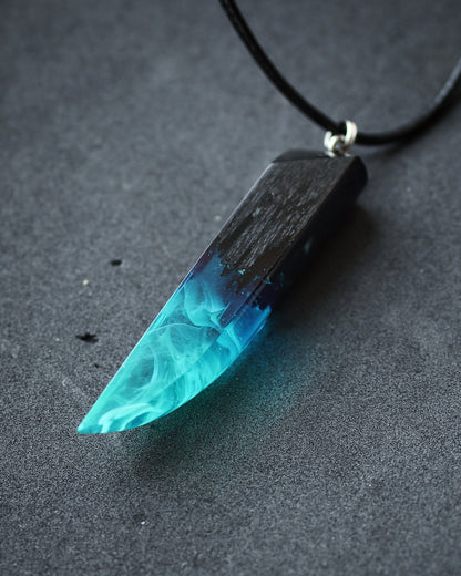🔥Wood resin pendant Aurora borealis Glow in the dark