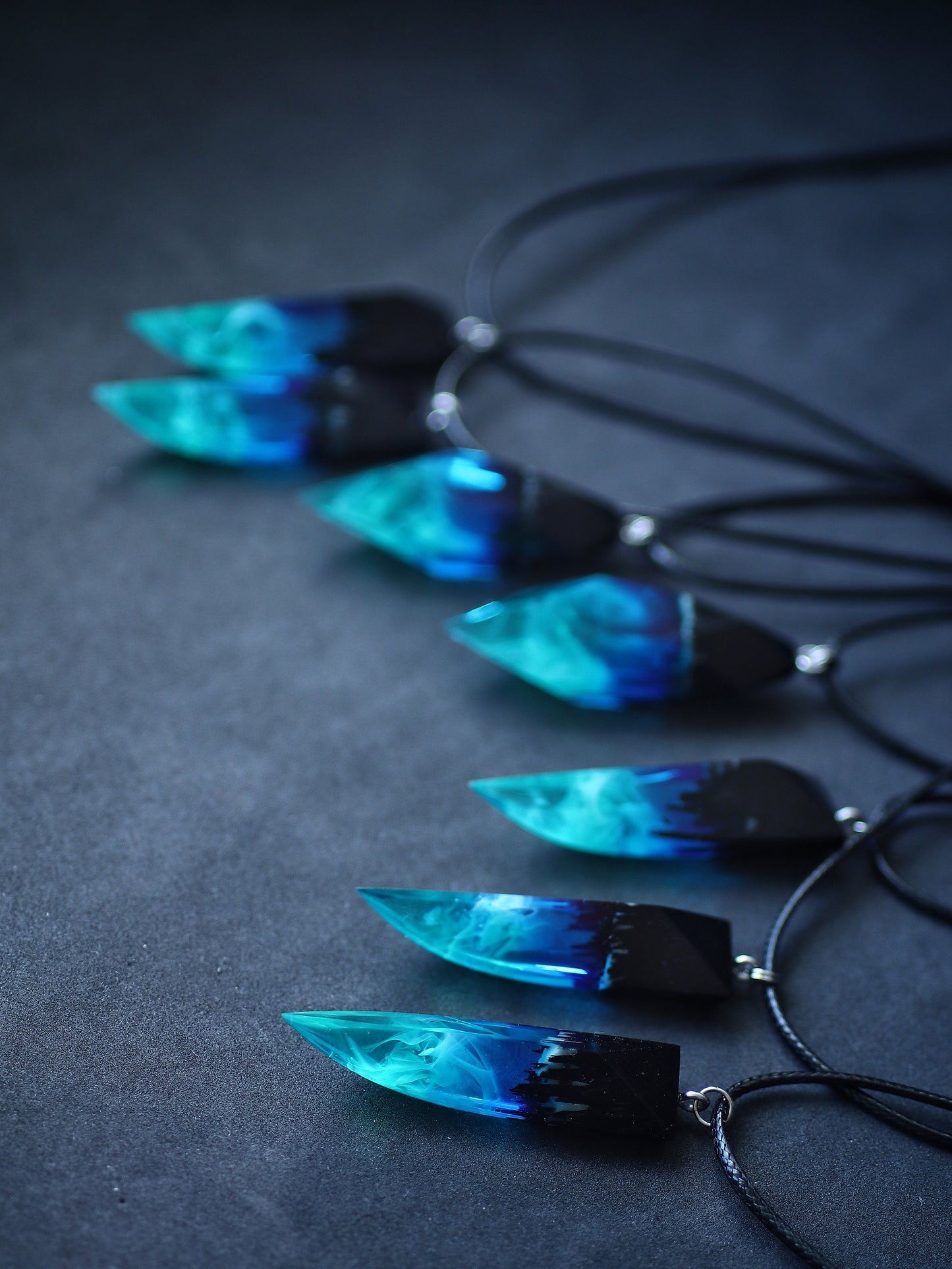 🔥Wood resin pendant Aurora borealis Glow in the dark