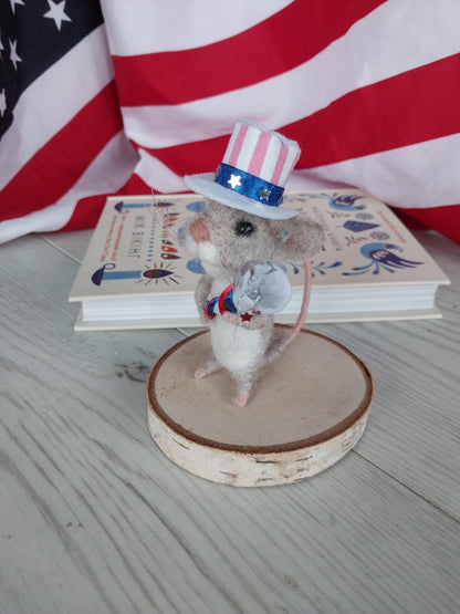 💯Felted mouse for USA Independence Day🐭