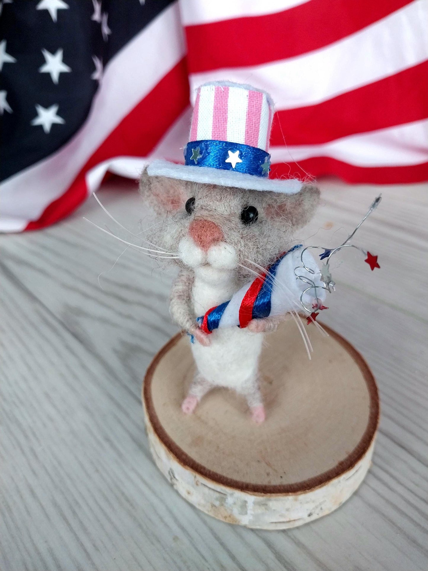 💯Felted mouse for USA Independence Day🐭