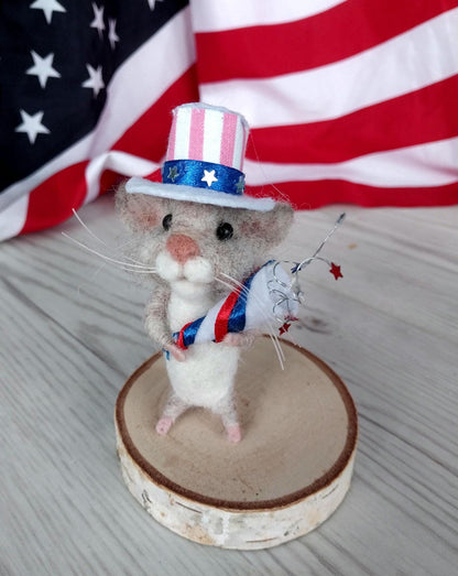 💯Felted mouse for USA Independence Day🐭