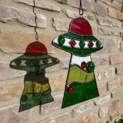 🔥Stained Glass Cat UFO Spaceship Suncatcher: Feline Alien Encounter Mobile