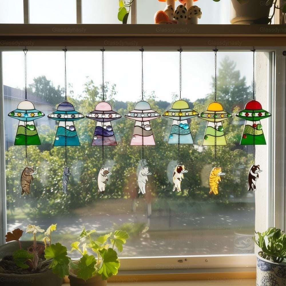 🔥Stained Glass Cat UFO Spaceship Suncatcher: Feline Alien Encounter Mobile